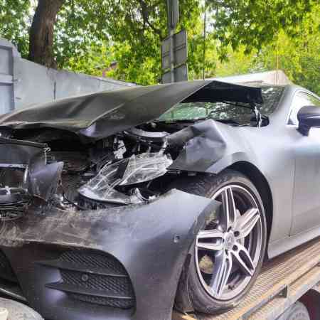 Автомобили с неисправной АКПП Мерседес Бенц Е200, 2019 год выкупили за 2500000